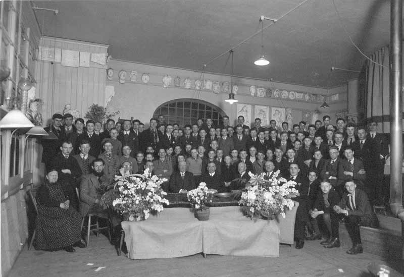 Bestand:Huldiging A Froklage Teekenschool.jpg