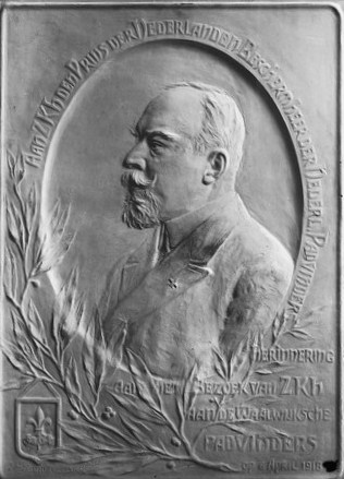Bestand:Plaquette prins Hendrik.jpg