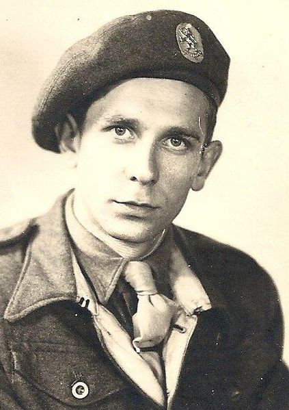 Bestand:AF van Hilst.jpg