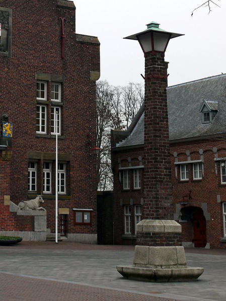 Bestand:Lantaarn Kropholler.jpg